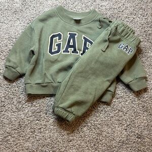 GAP Kids Olive Green Sweatshirt and Joggers Set